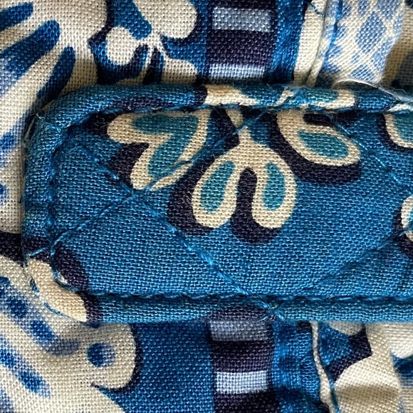 Very Bradley Carry It All Wristlet - Picture 10 of 13